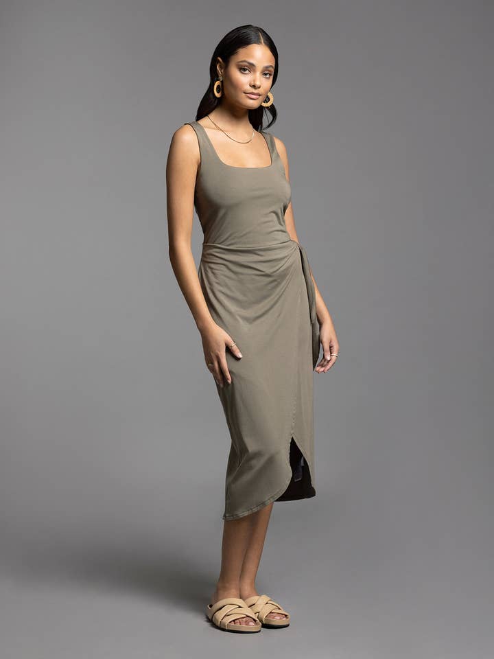 Weekend Los Angeles - Wholesale Dress - Women's - Ties Waist Wrap Dress - AUBRIELLE DRESS5