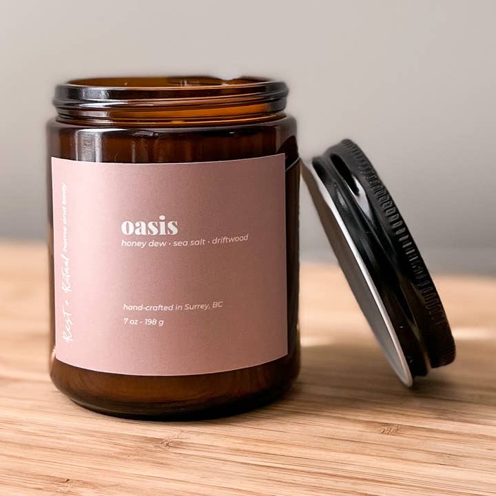 Oasis | candela di soia per la vendita all'ingrosso da parte di Rest + Ritual