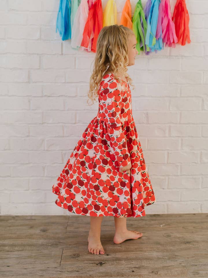 Vestido Gwendolyn em Maçã | Vestido de Regresso às Aulas para Meninas por atacado de Ollie Jay