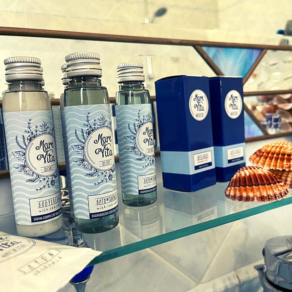 Flexi Amenities - Wholesale Shampoo puck/solid shampoo - Hotel Amenities Marevita Courtesy Set with Sea Salt12