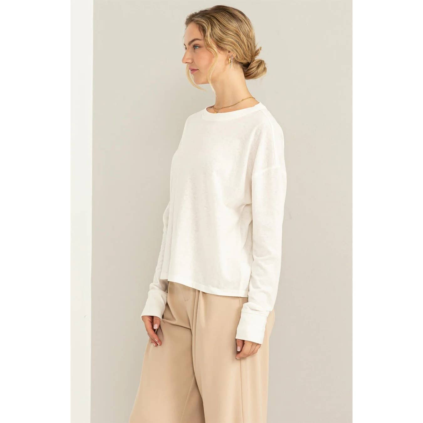 Apolline – Großhandel T-Shirt – Damen – LANGARMSHIRT MIT RUNDHALSAUSSCHNITT8