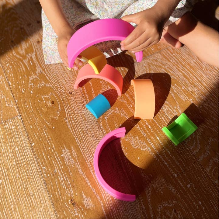 PETIKIDS - Wholesale Stacking Rings Game - Baby - Montessori educational toy: Fluorescent stackable rainbow3