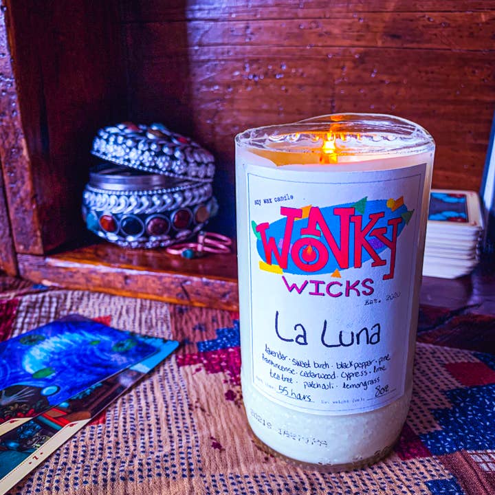 La Luna- Soy Wax & Essential Oil Candle for wholesale by Wonky Wicks