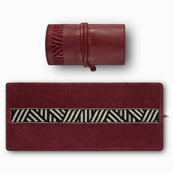 Gaucho Cheese and Wine Roll, Bordeaux Red for wholesale by Mantidy