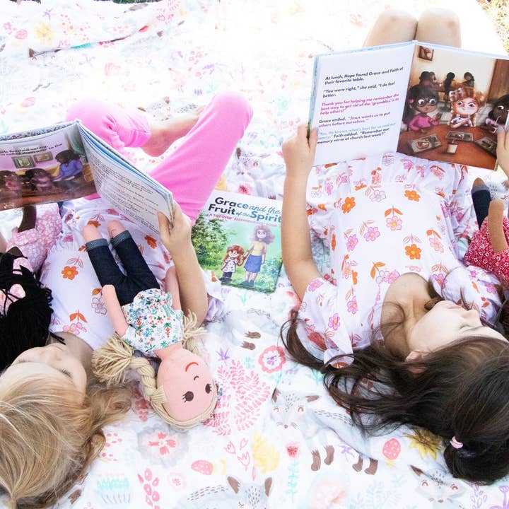 EllyandGrace - Wholesale Doll - Kids - Faith, Grace, Hope, Full Linen Doll and Christian Book Set39