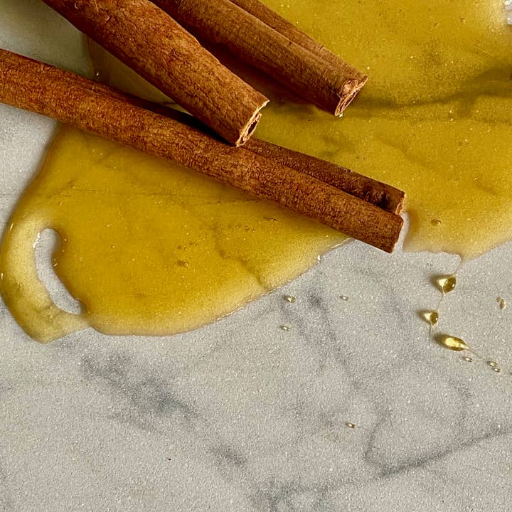 Tree Juice Maple Syrup - Wholesale Maple Syrup - 12oz Cinnamon Maple Syrup