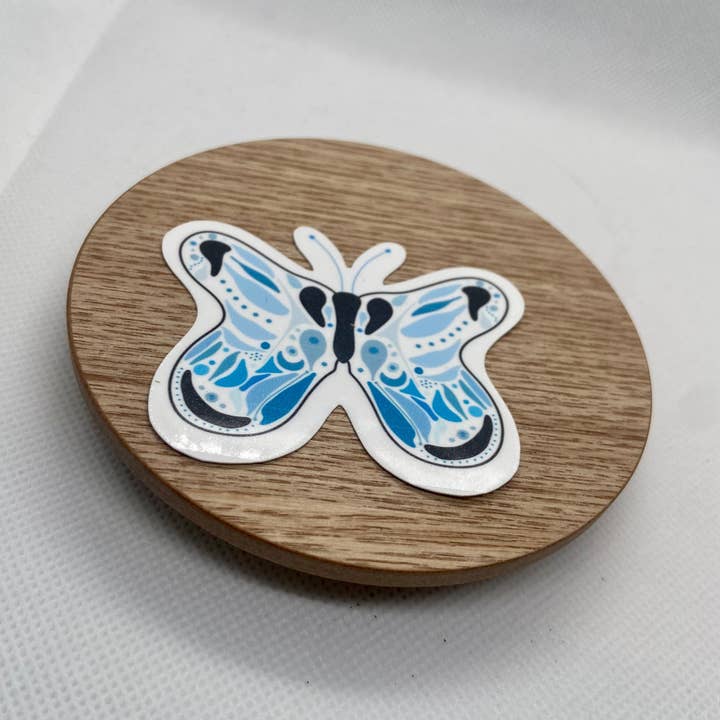 papillon - autocollant en vinyle Memengwaa pour la vente par Eagle Woman Prints