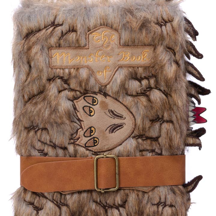 Insight Editions UK - Wholesale Journal/Diary - Harry Potter: Monster Book of Monsters Plush Journal0