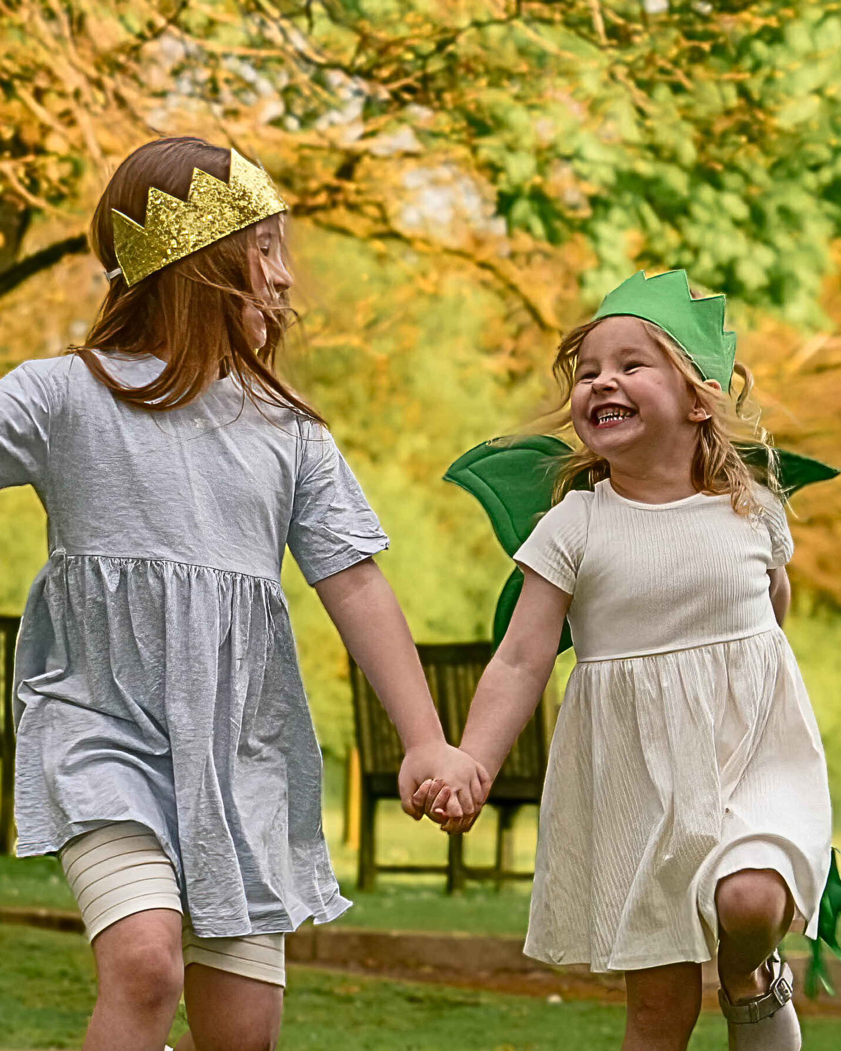 A is for Alice Costumes – wholesale Party hat/crown – Gold Glitter Crown  - Kids Dress Up Accessory9