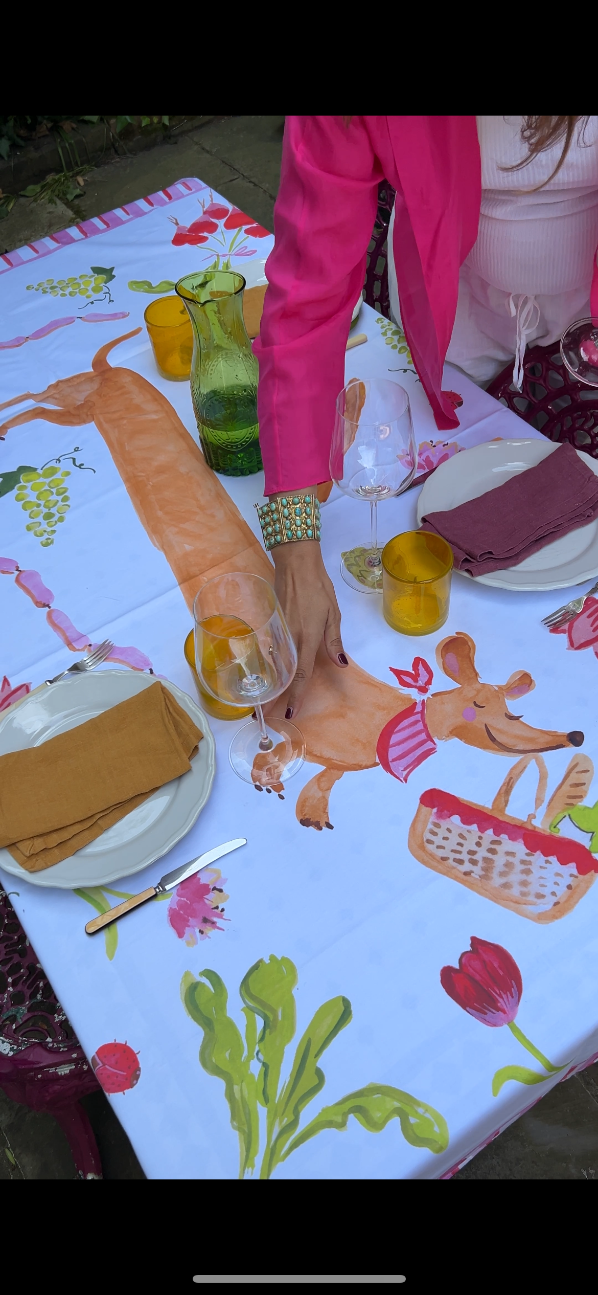 Ofelia Botella – wholesale Tablecloth – The Picnic Parade Tablecloth5