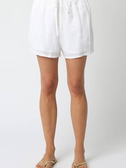 Short en lin Emily pour la vente par Olivaceous