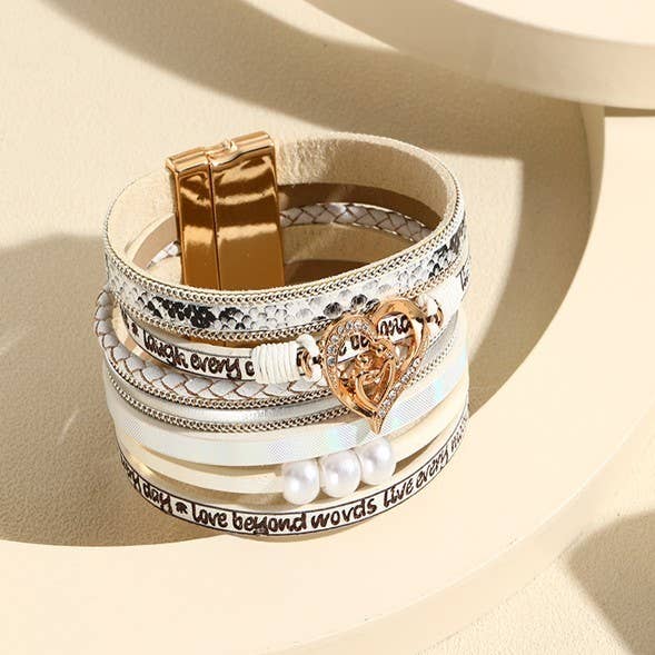 JOSSLYN by wall to wall - Wholesale Bangle Bracelet - MAGNETIC BUCKLE HEART SHAPED WORD PRINT BRACELET | 40B5136