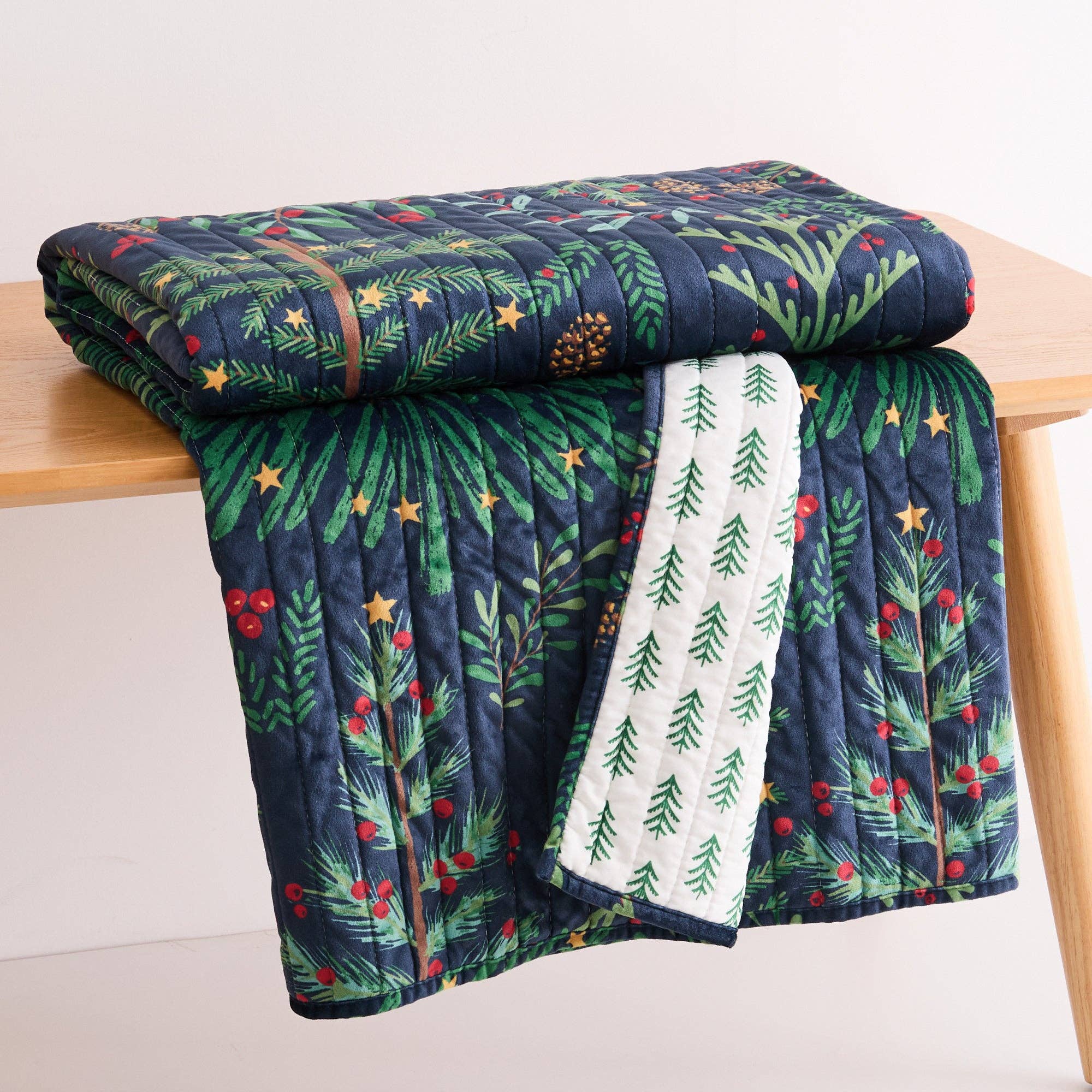 Levtex Home - Wholesale Throw blanket - Woodsy Wonder Quilted Throw1