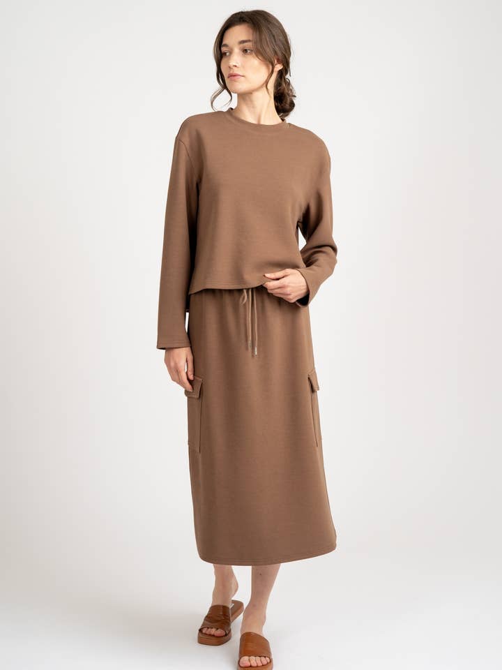 JUPE CARGO MIDI pour la vente par ELLE GREY