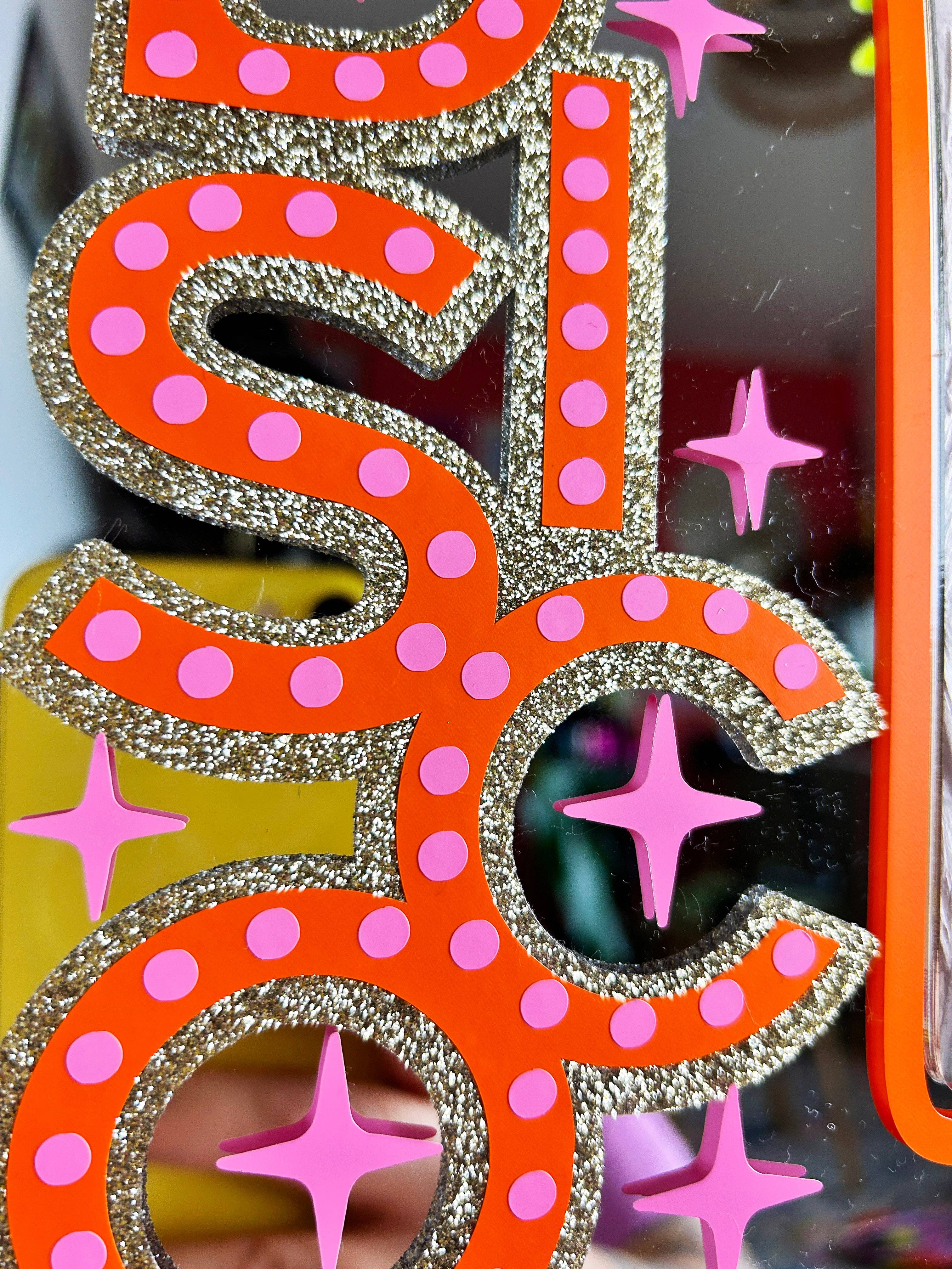 Printed Weird - Vendita all'ingrosso Specchi da parete - Specchio con scritta «DISCO Motel»3