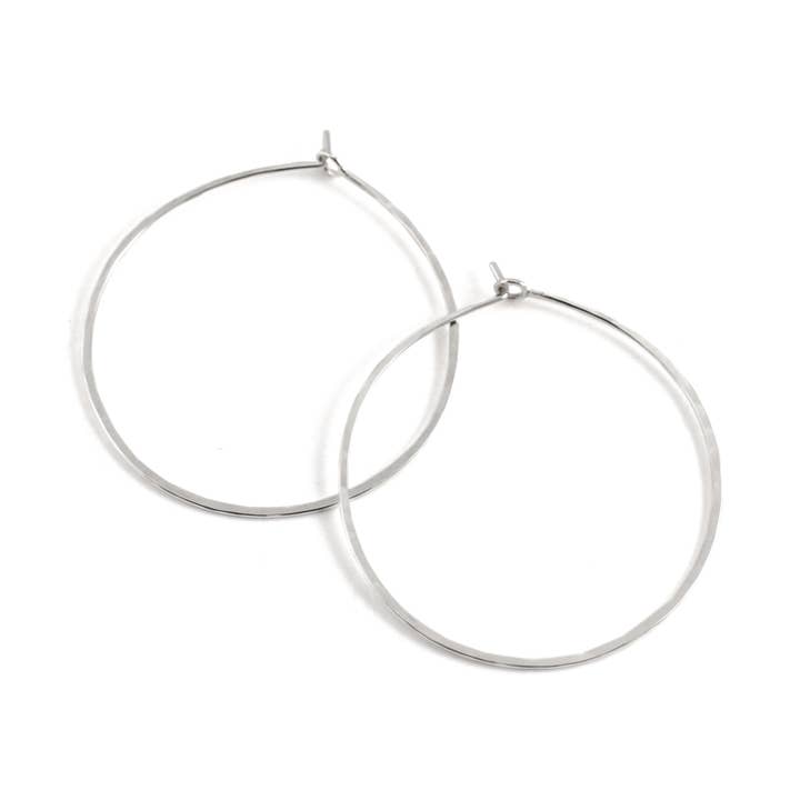Silberne Hoops für den Großhandel von Alisha Louise Designs