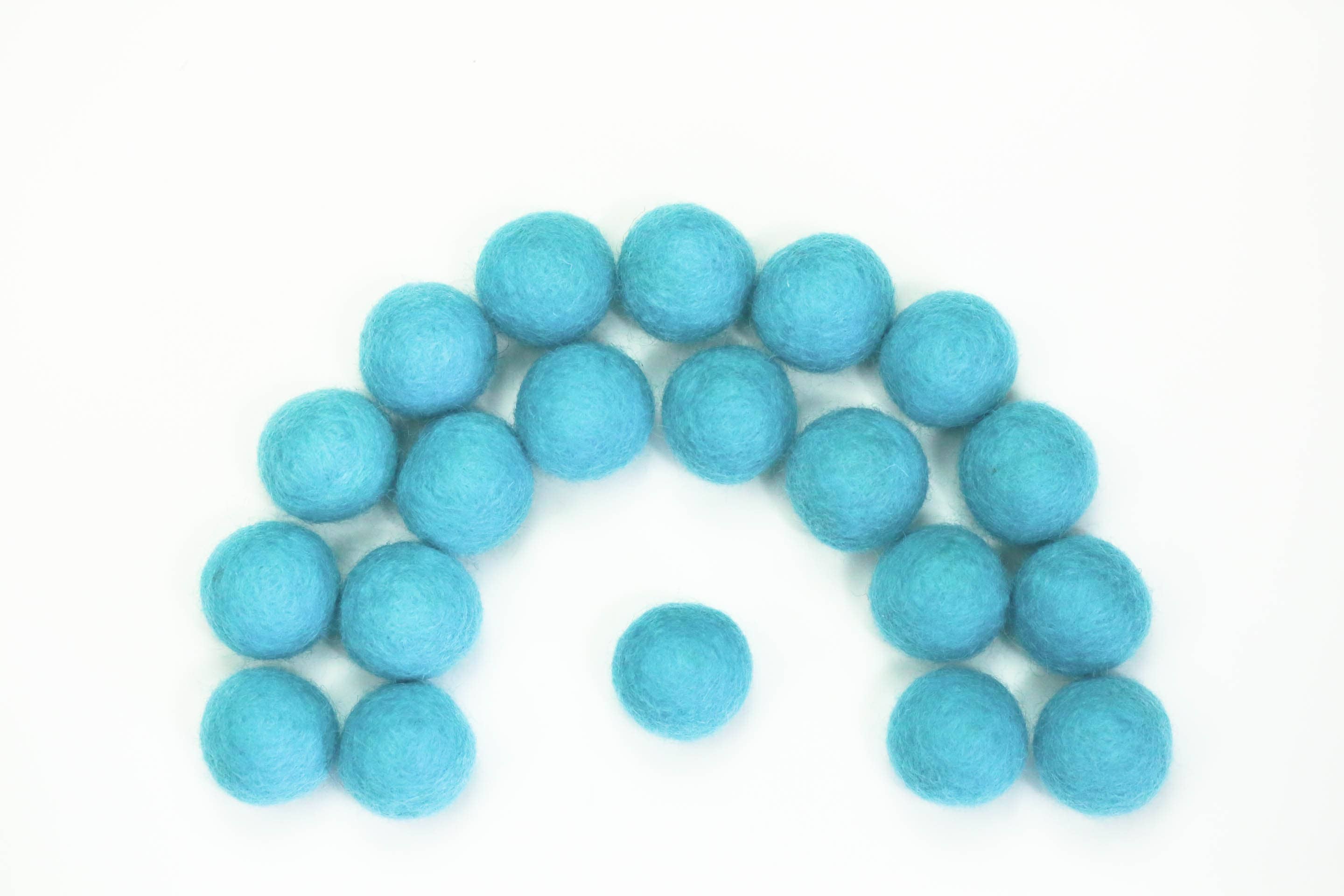 The Felt Pod - Wholesale Craft Supplies - 2.5 cm Felt Balls 100 Pieces -for DIY Garland Wool Beads5