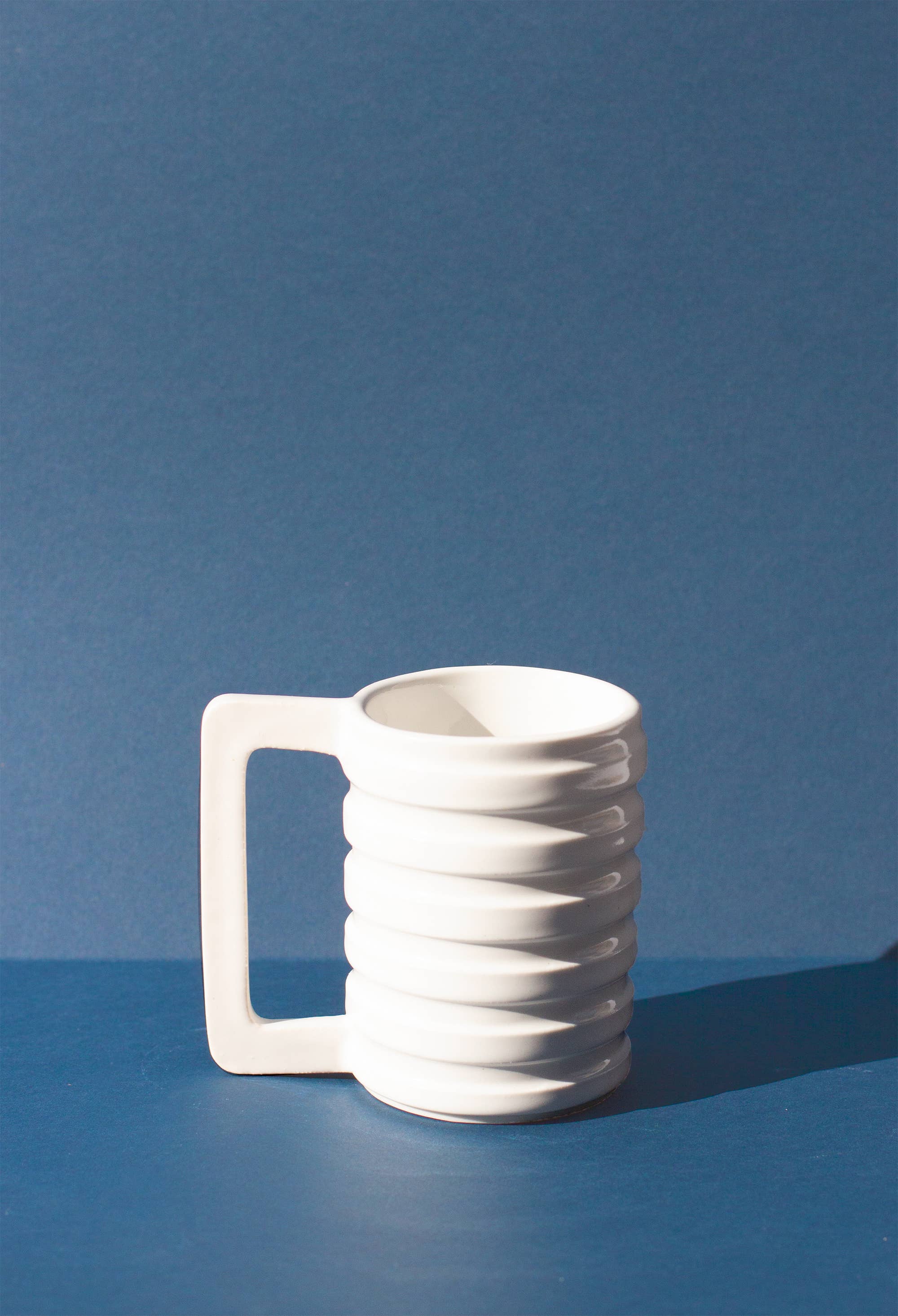 Guten Co. - Vendita all'ingrosso Tazza - Tazza increspata bianca lucida1