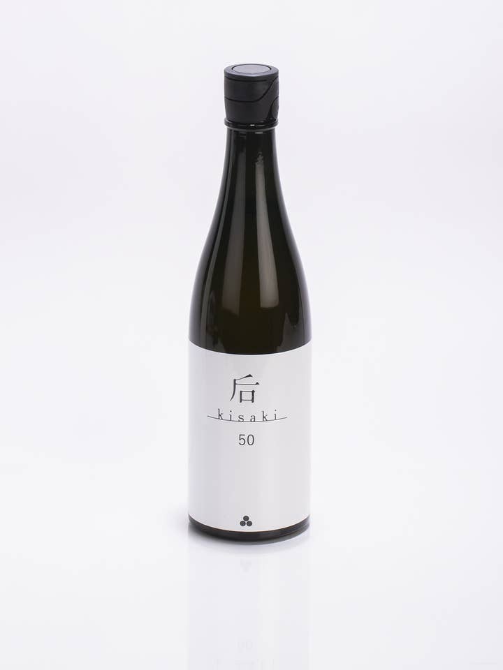 Sake bianco Kisaki 50 per la vendita all'ingrosso da parte di Thesakenews