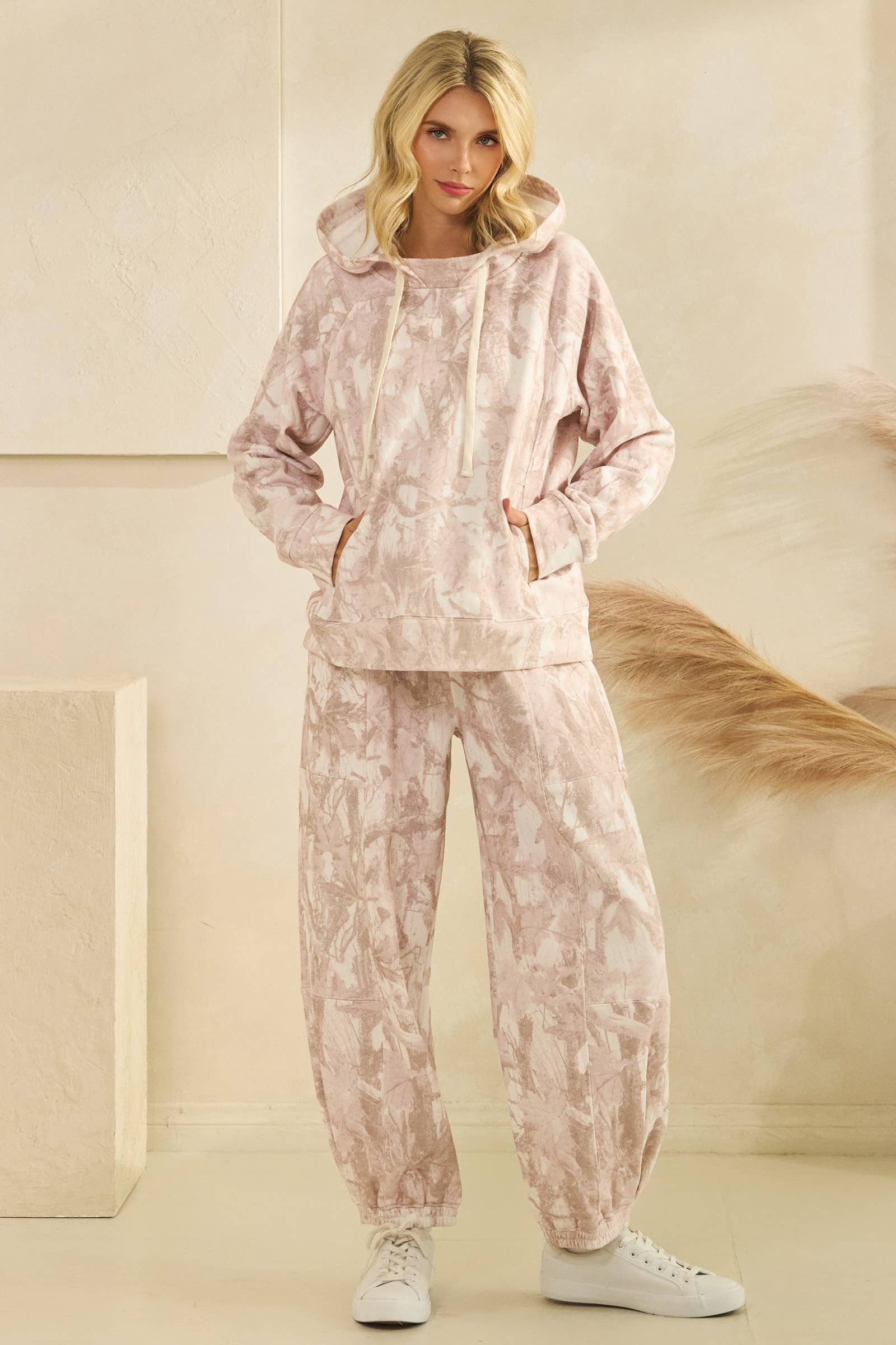 Veveret - Wholesale Hoodie - Women's - Printed French Terry Hoodie78