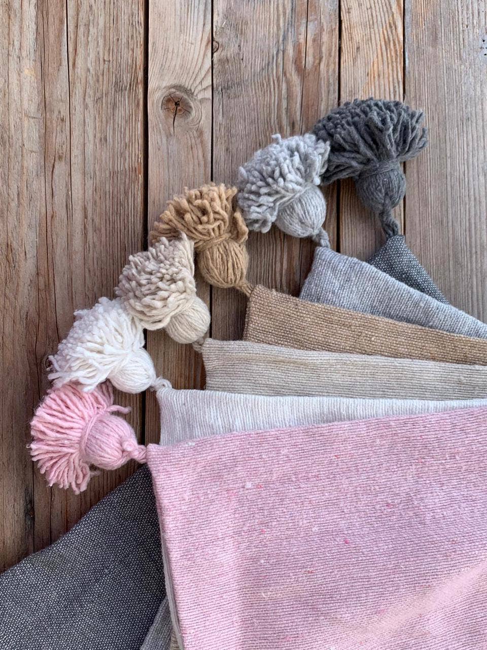 marrakeshop – wholesale Throw pillow cover – Moroccan Pillow Cushion With Pom Pom Tassel9