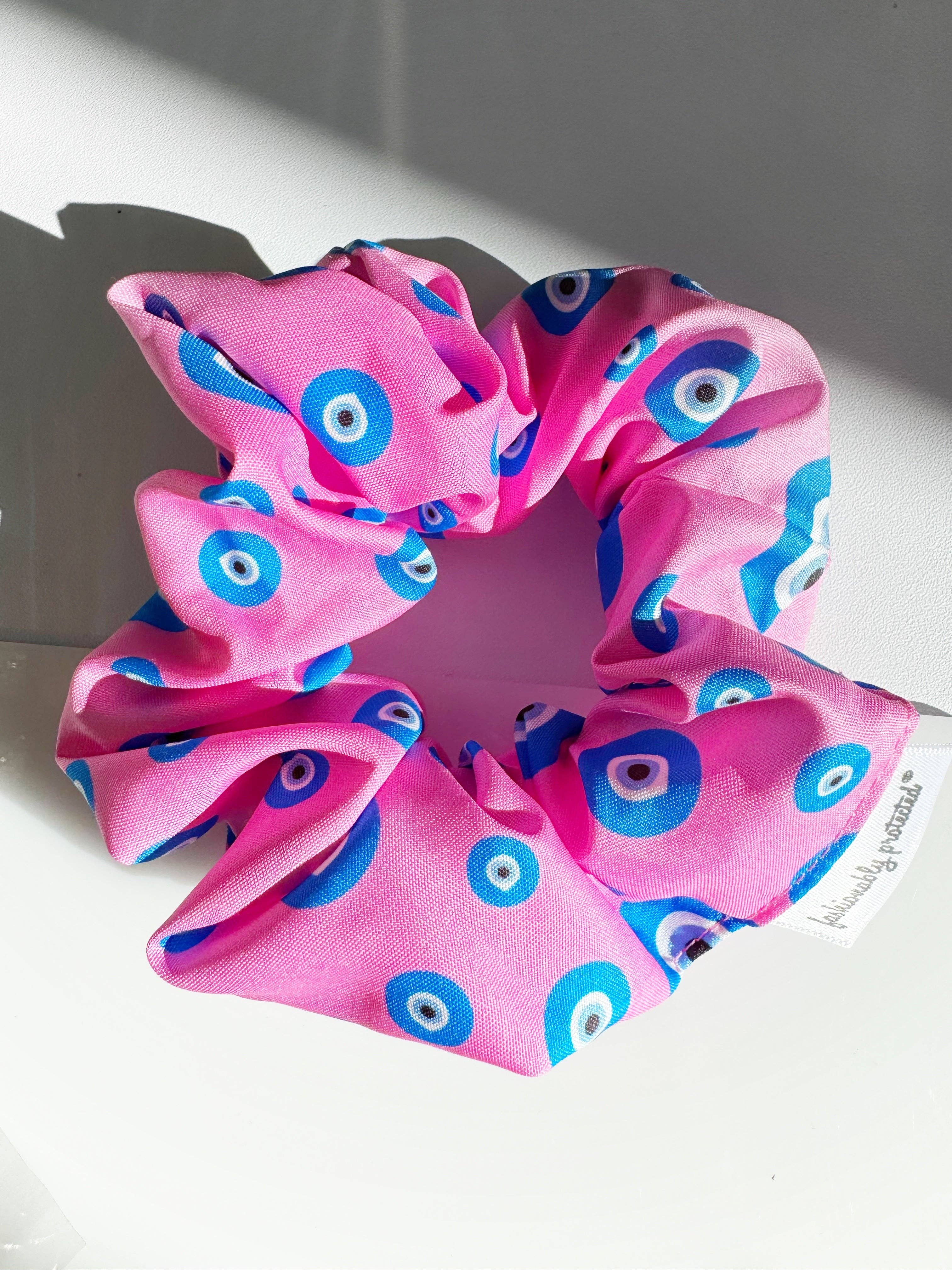 FRESHALAMODE / fashionably protected - Wholesale Scrunchie - Dames - Roze Boze Oog Oversized Haarelastiek Scrunchie Cadeau1