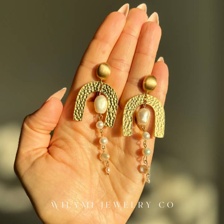 WILYMI Jewelry Co - Wholesale Dangle Earrings - CLARITY Cleopatra Pearl Earrings | Freshwater & Keshi Pearls