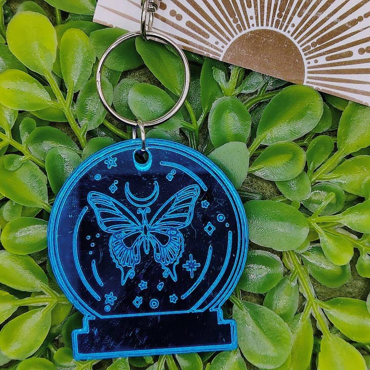 Greyrose Co – Großhandel Schlüsselanhänger – Damen – Blue Mirror Acryl Schmetterling Kristallkugel Schlüsselanhänger Präzise lasergeschnittene gravierte goldfarbene Hardware