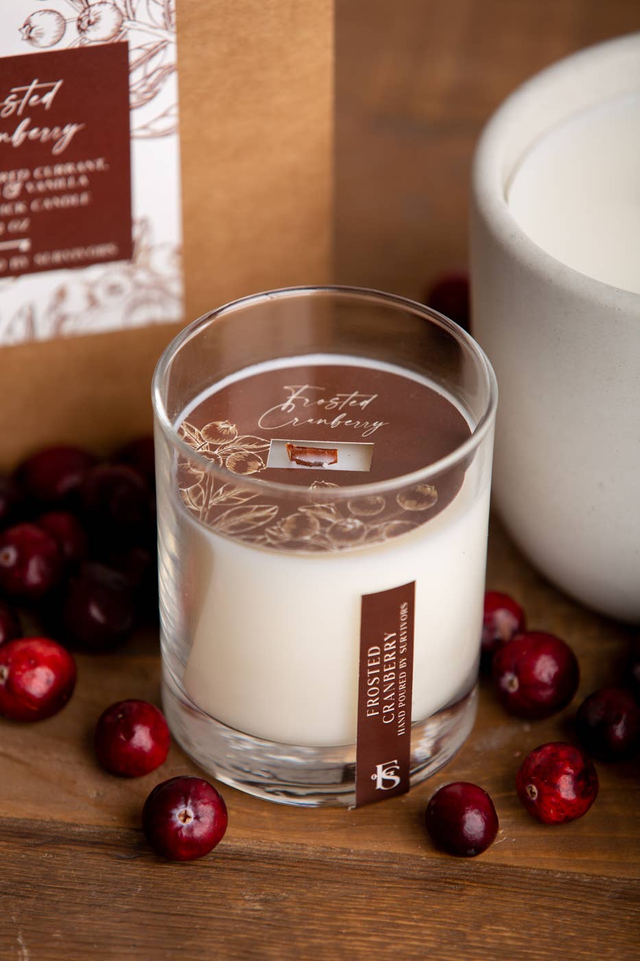 Freedom Studios - Wholesale Jar/Filled Candle - Frosted Cranberry 7.5 oz Wooden Wick Candle4