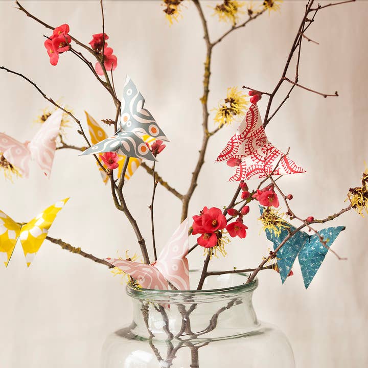 Cambridge Imprint - Wholesale DIY Craft Kit - Origami Cloud of Butterflies Kit