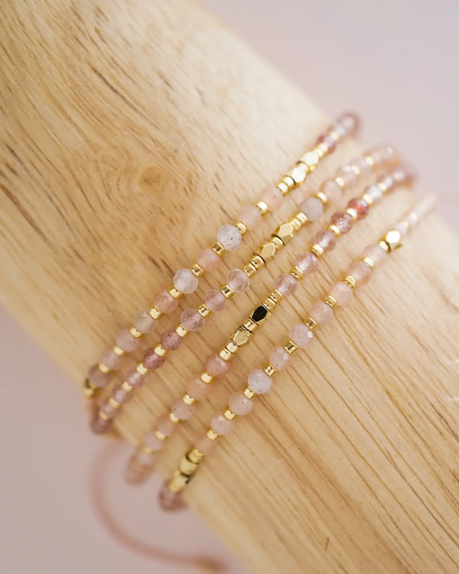Kindred Row - Wholesale Beaded Bracelet - Rose Quartz Healing Gemstone Stacking Bracelet1