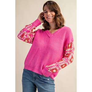 Fuchsia Sweatshirt with pink glitter heart on front pocket and