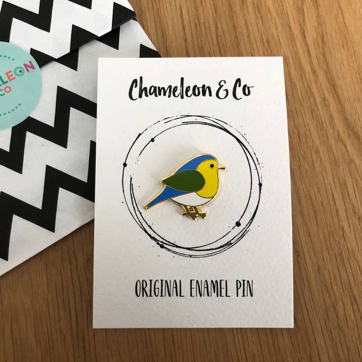 Chameleon & Co UK Ltd - Wholesale Lapel Pin/Button - Garden Bird Enamel Pin