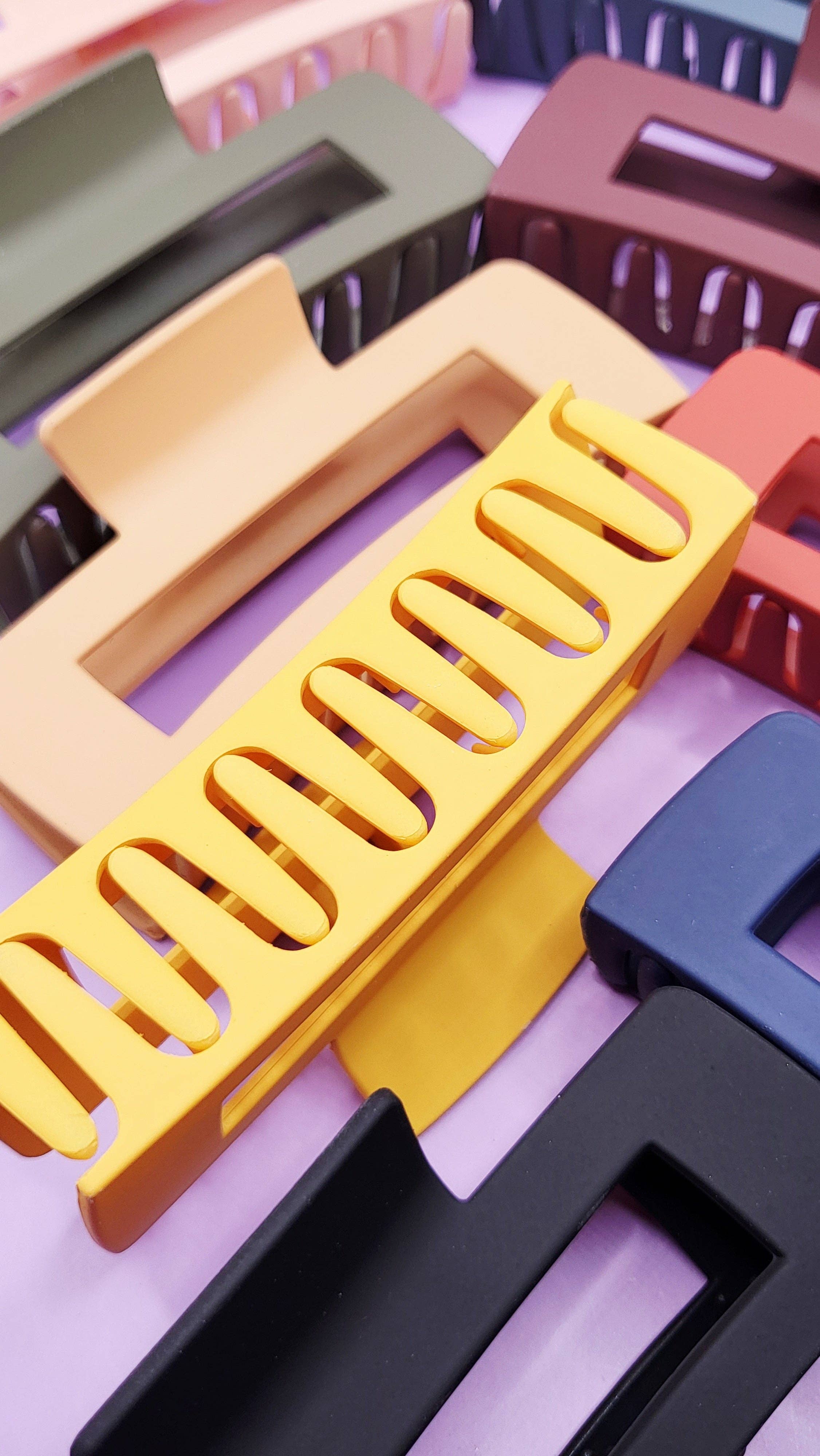 Multicolor Bold Block Colour Hair Clamps Pack of 12 for wholesale on Faire1