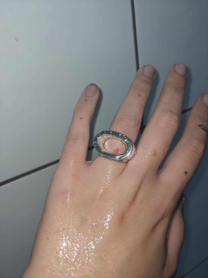 Abwesend für den Großhandel von Onkalo Jewellery