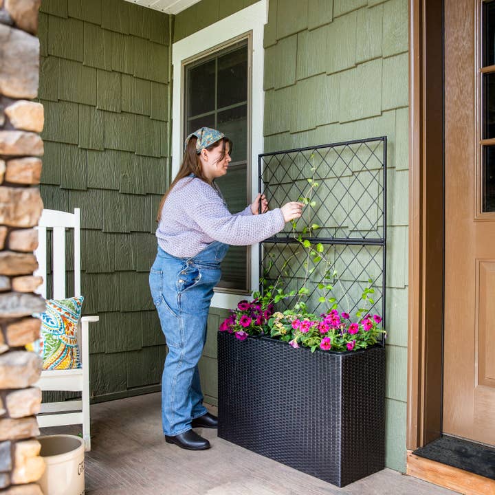 Sunnydaze Decor - Wholesale Plant Pot - 3-Section Wicker Planter Box with Trellis - Black7
