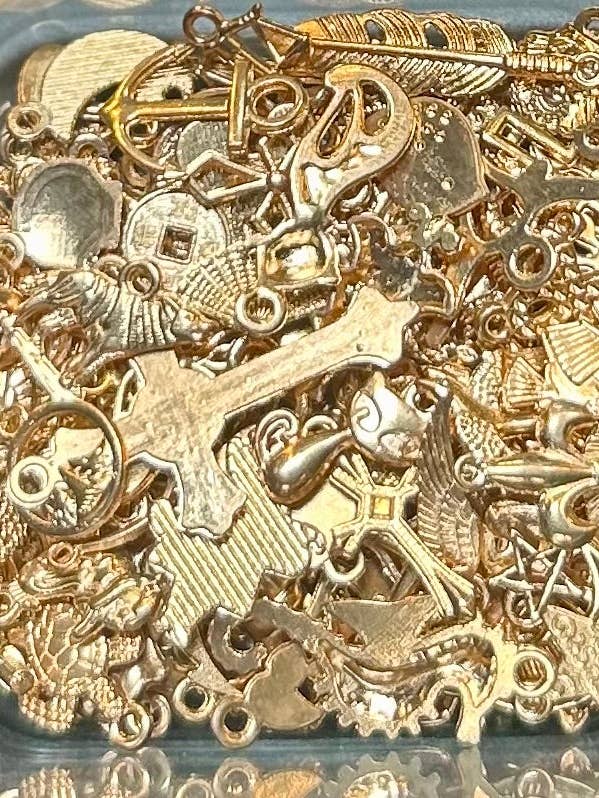 #201 for wholesale by The beaded vault