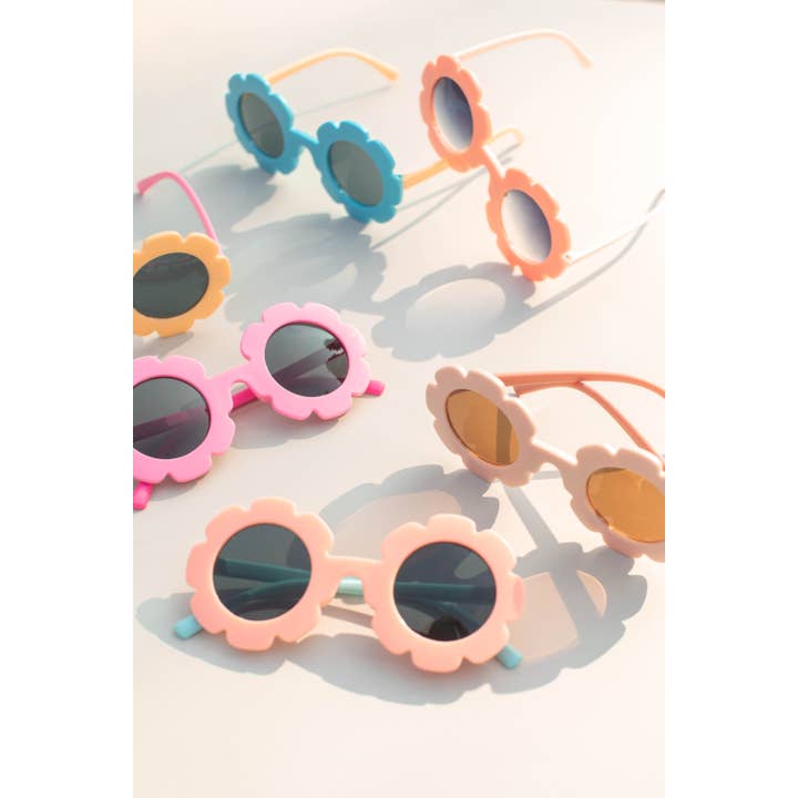 Space 46 Wholesale - Wholesale Sunglasses - Kids - Kids Toddler 2-tone Flower Sunglasses