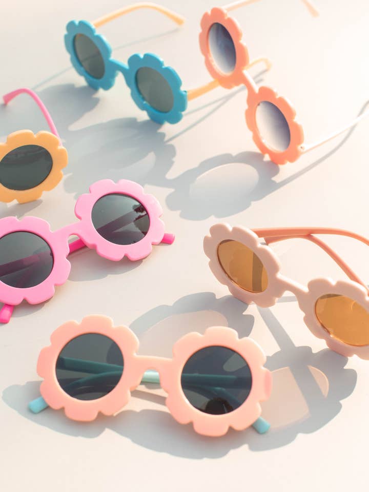 Kids Toddler 2-tone Flower Sunglasses for wholesale by Space 46 Wholesale