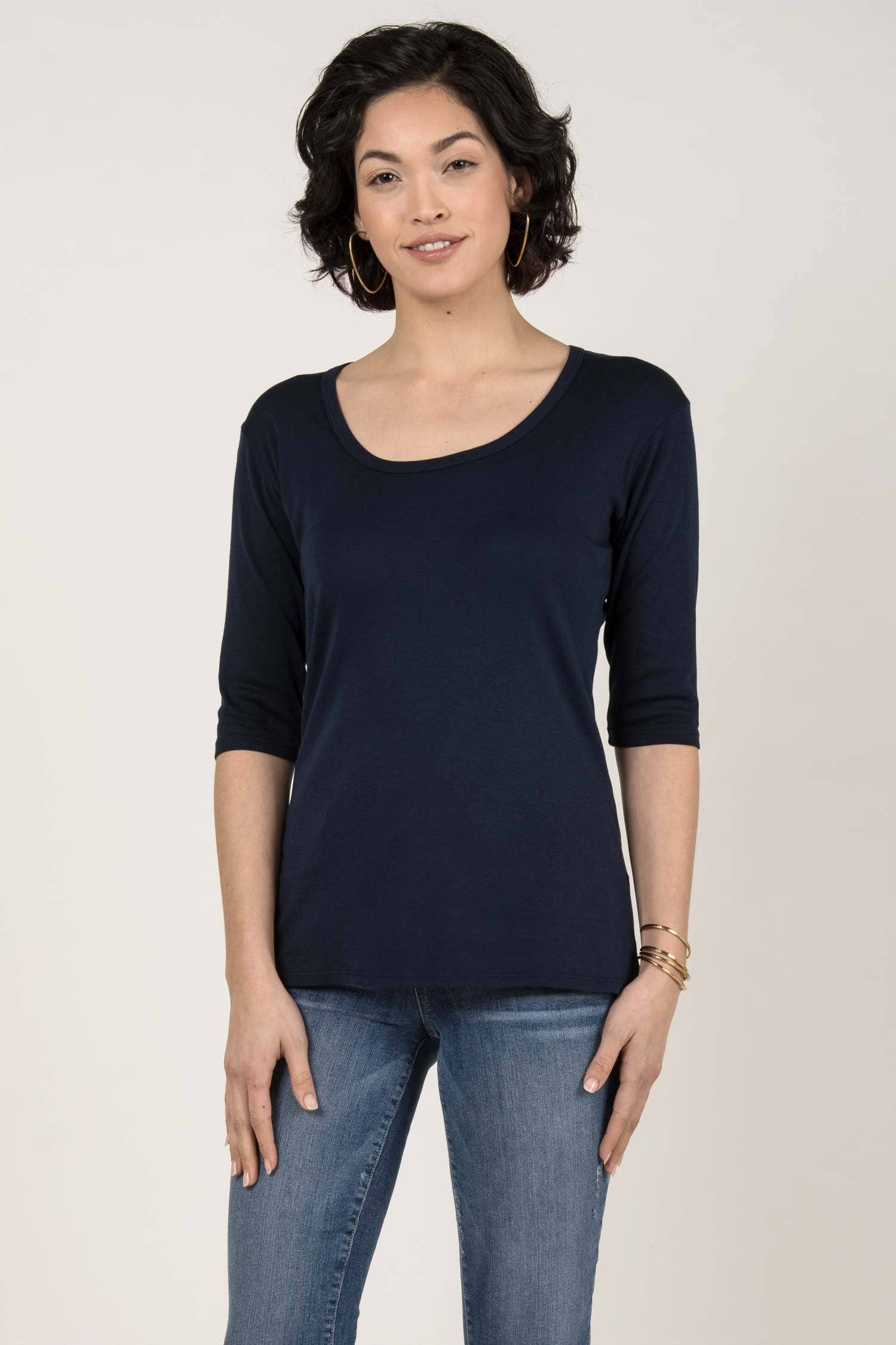 INDIGENOUS Impact Fashion – wholesale T-shirt (utan tryck) – Dam – VÄSENTLIG SCOOP TEE3