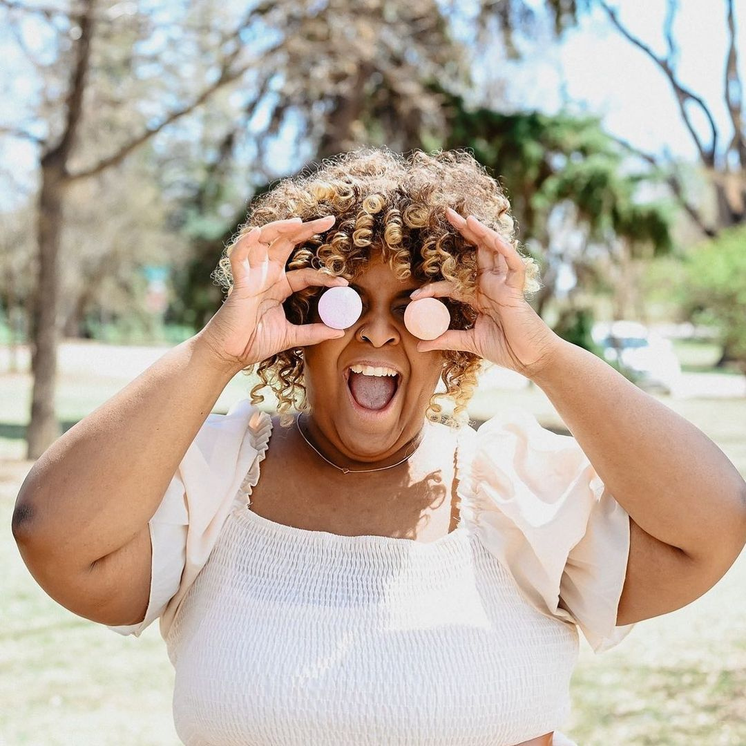 Spinster Sisters Co. / Old Salt Grooming Supply - Wholesale Shower Steamer/Bomb - Lavender Essential Oil Shower Steamer: Calming Aromatherapy3