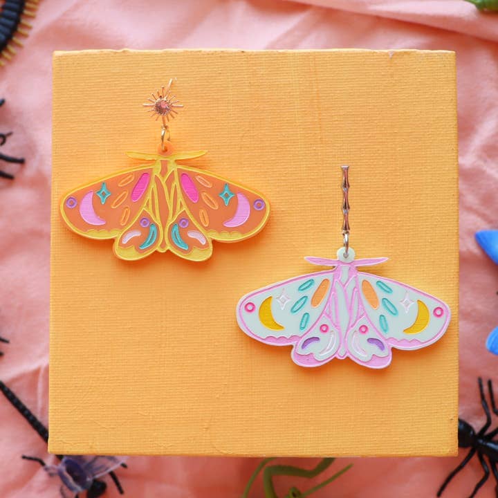 papillon peint à la main pour la vente par Sunshine Studio