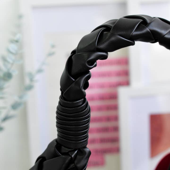 NOCO - Wholesale Top Handle Bag - Women's - Black Braided Gondola2