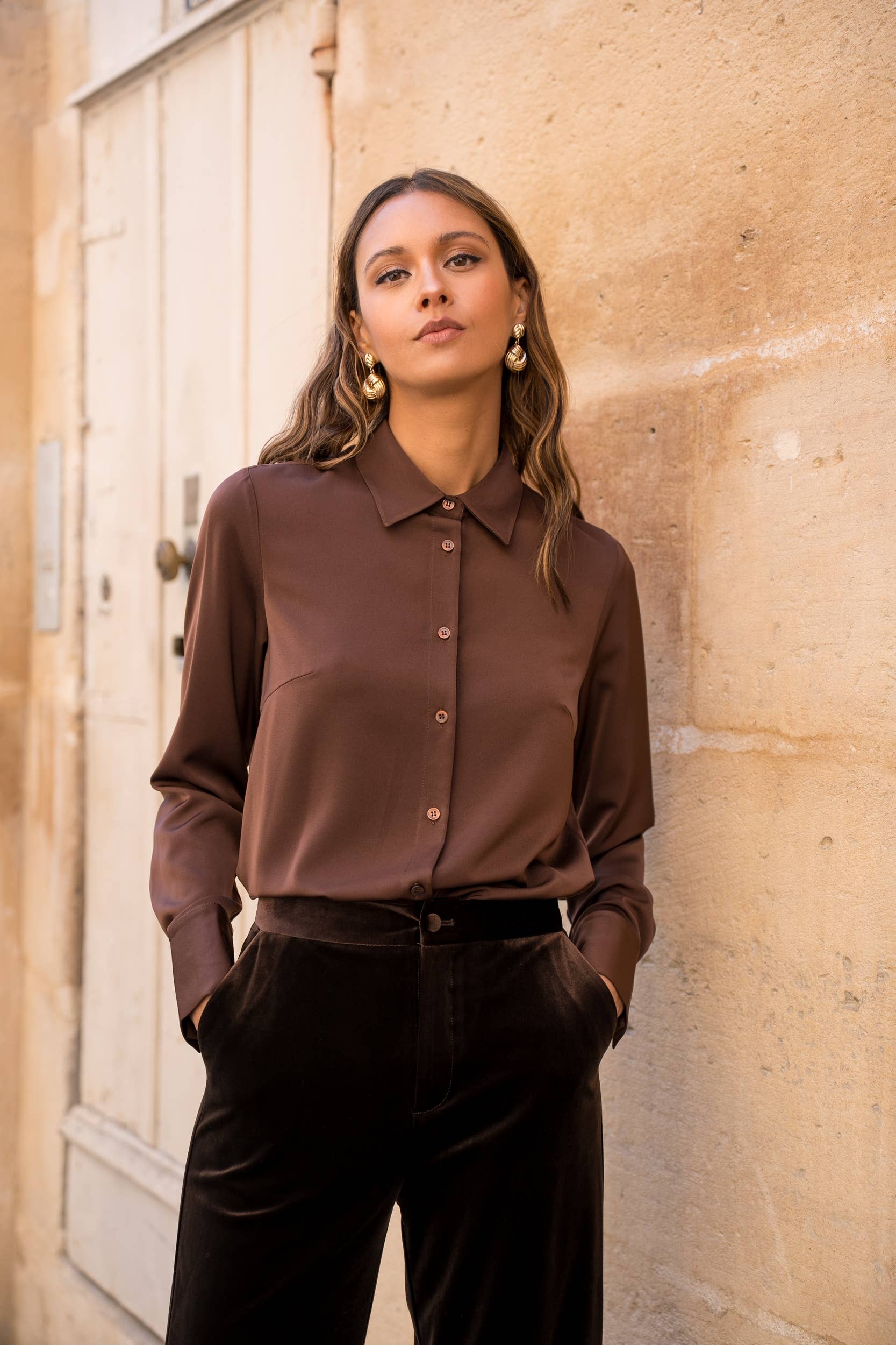 Attentif Paris - Wholesale Button Down Shirt - Women's - Satin shirt with classic notched collar88