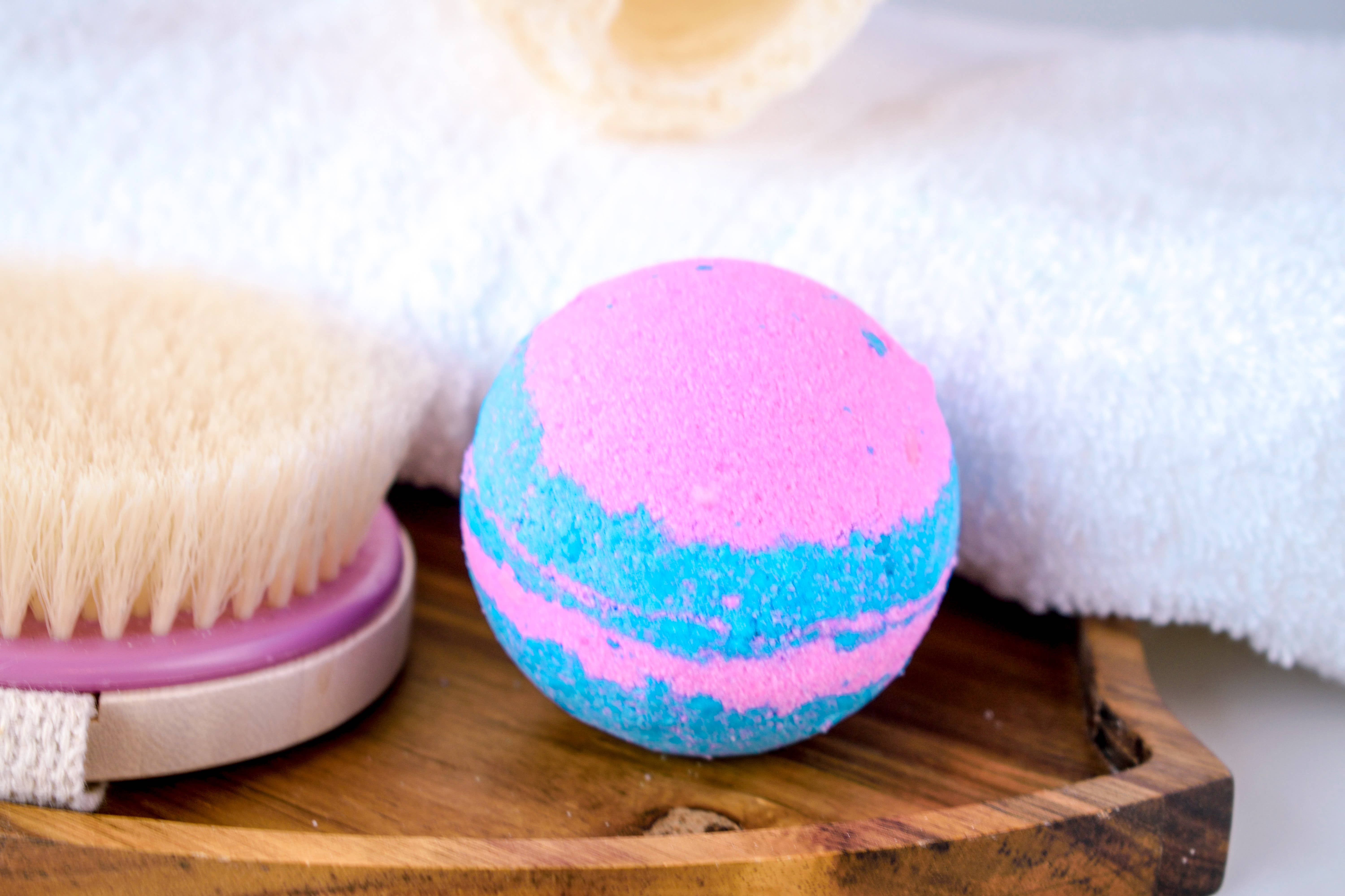 Lotus and the Wolf – Großhandel Badebombe/-sprudeltabletten – Badebombe - Zuckerwatte