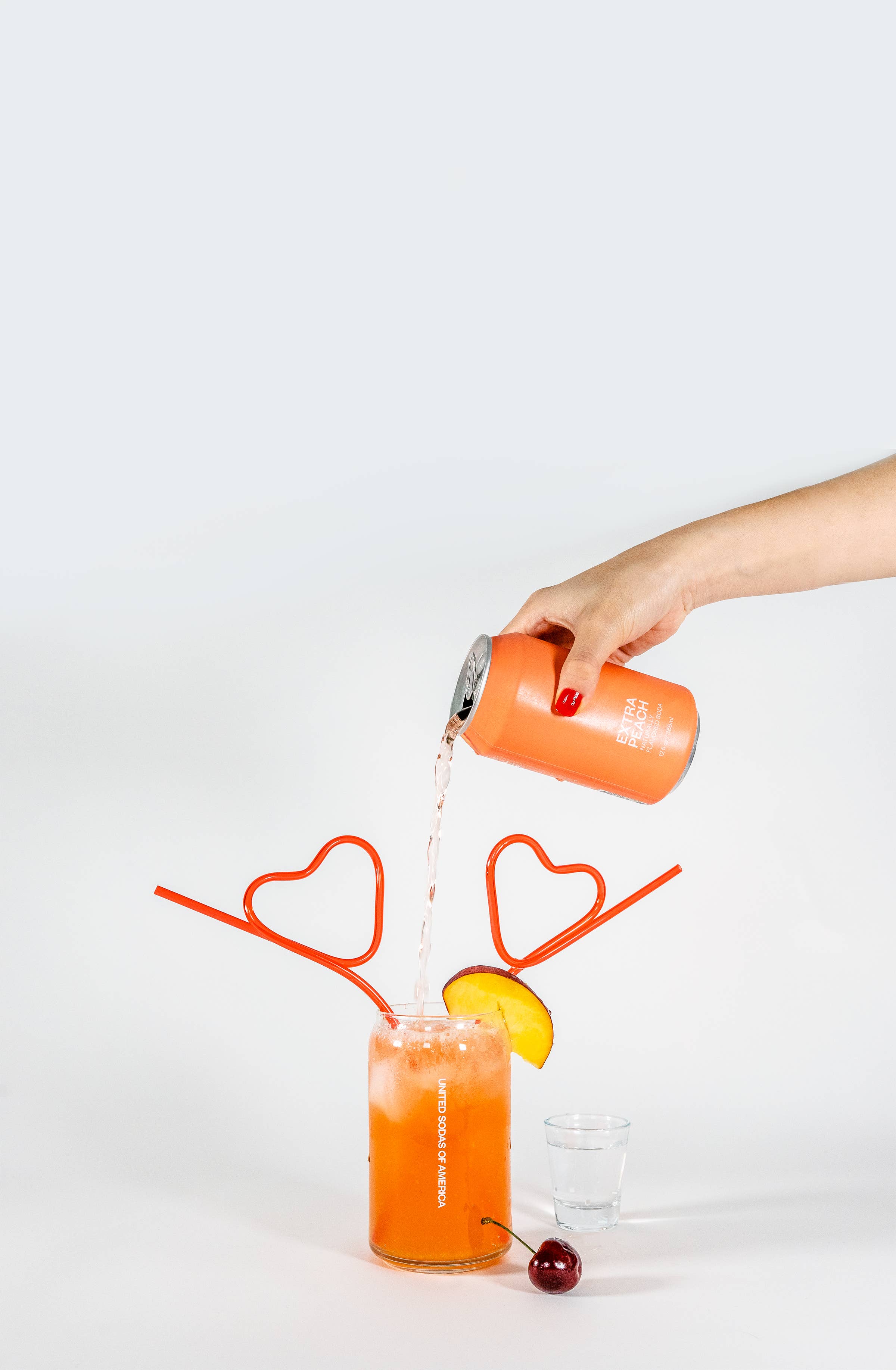 United Sodas - Wholesale Soda/Carbonated Drink - Naturally Flavored Soda - Extra Peach 5