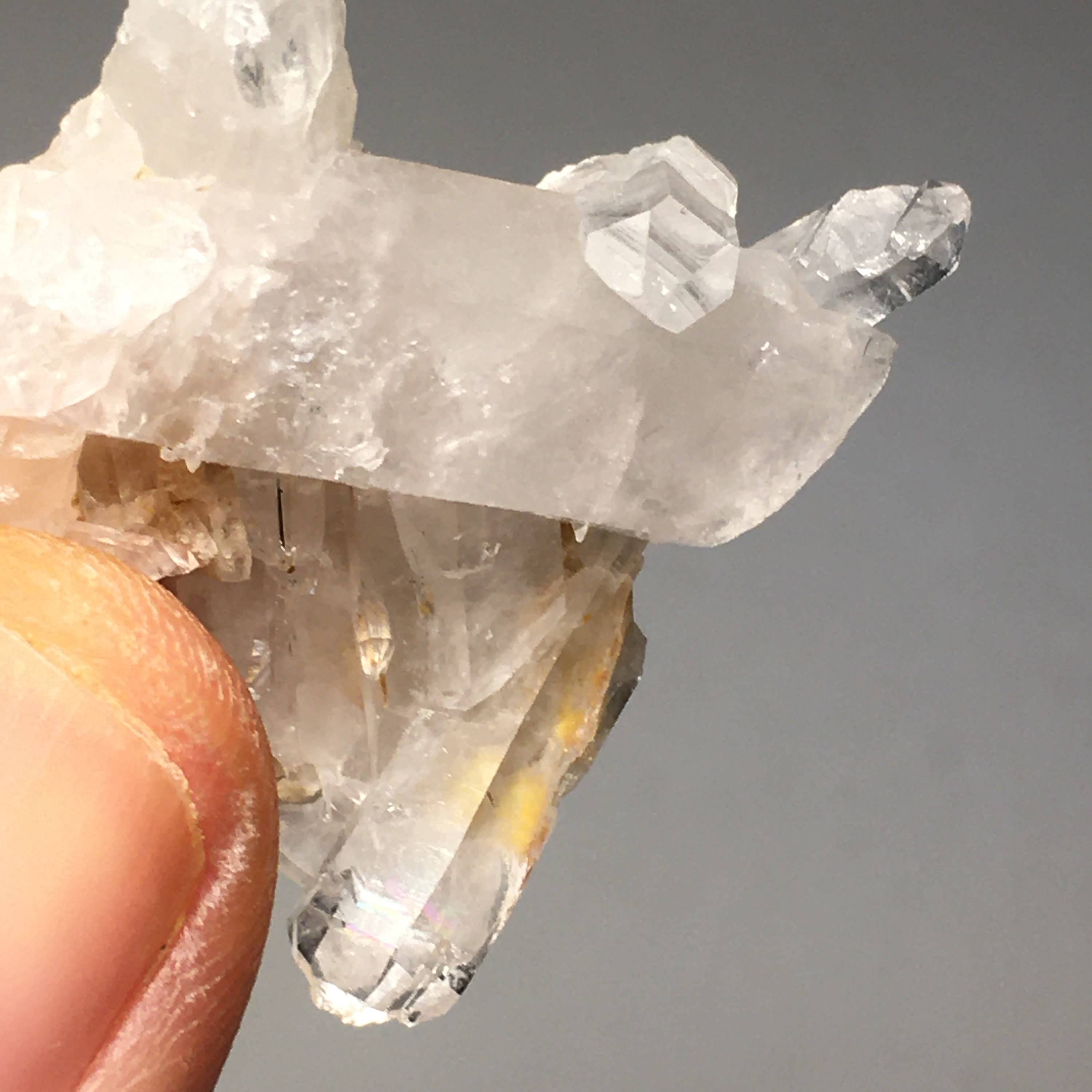 Wildheart Crystals – Pedra/cristal espiritual por atacado – AGLOMERADO DE QUARTZO Grande Ponto Tabular Plano5