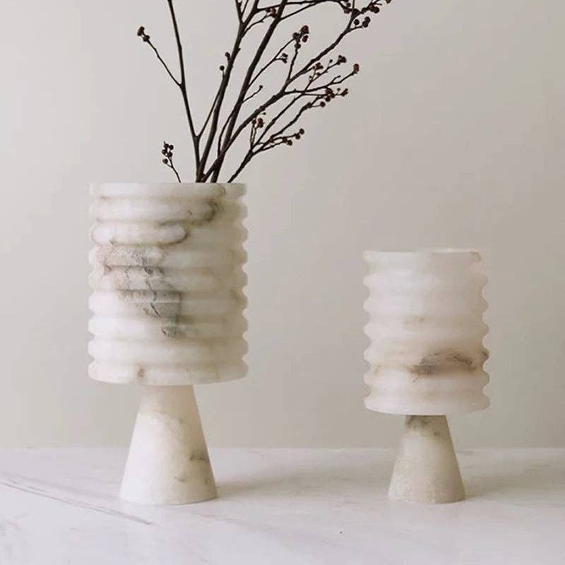BRECK + FOX - Wholesale Vase - White Onyx Flower Vase1