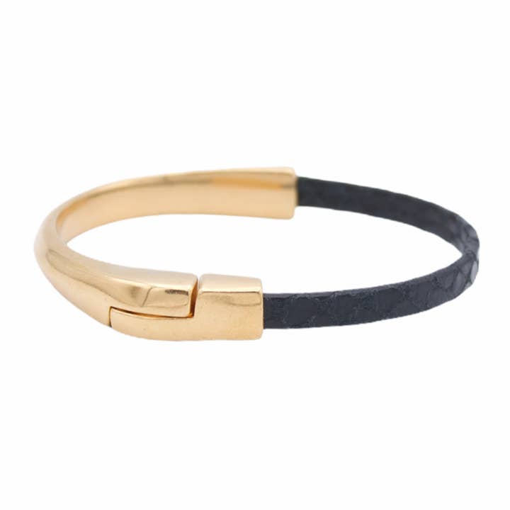 Araracuara - Wholesale Bangle Bracelet - AMACAYACÚ leather bracelet (gold) with magnetic clasp20