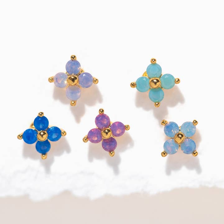 Vackra Blossom Stud Set för wholesale av Girls Crew